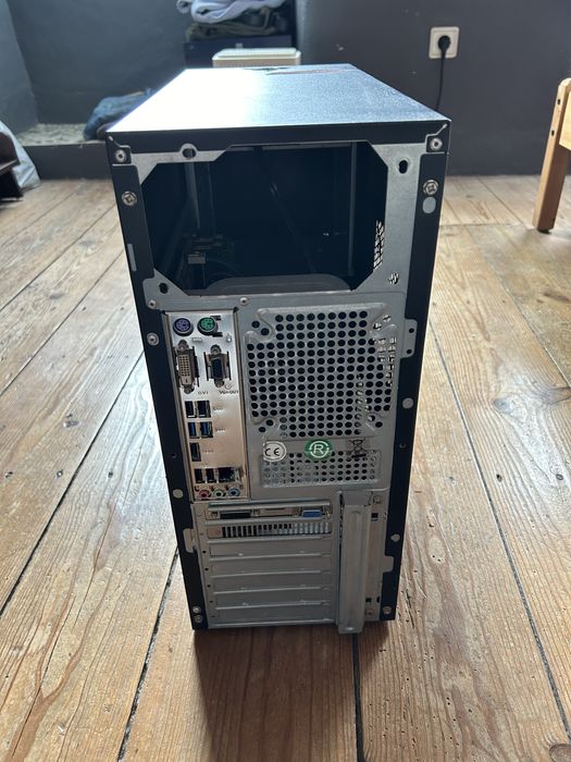 Computer (with missing components)64750782218755124