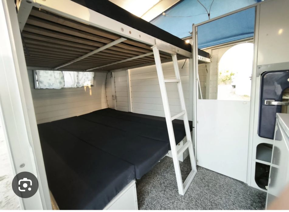 Mini caravana  com 4 dormidas