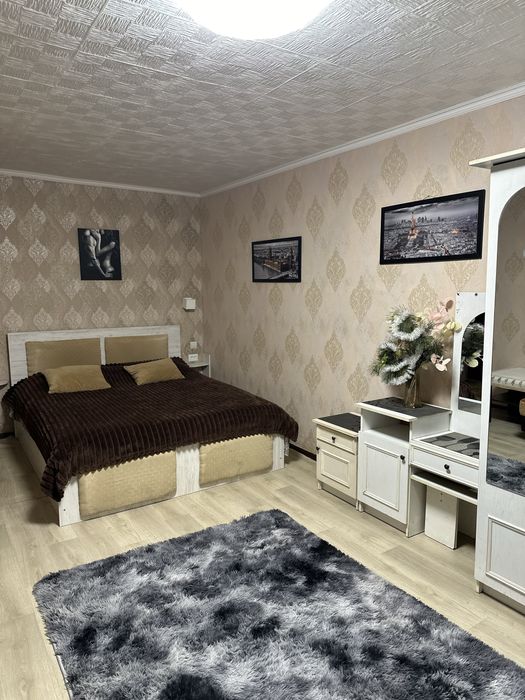 Почасово  1 кімнатна - Макдональдс ,подобово