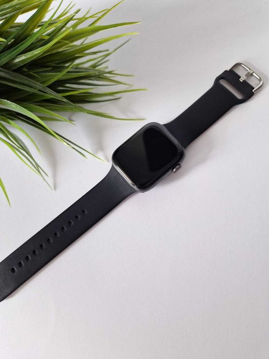 Nowy smartwatch czarny