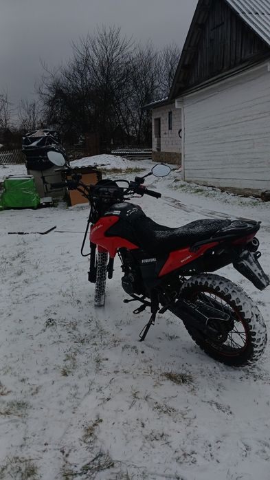 Мотоцикл марки Loncin Pruss 200