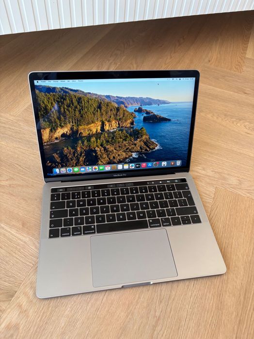 Idealny MacBook Pro 13” 8/128GB TOUCH BAR SPACE GRAY!
