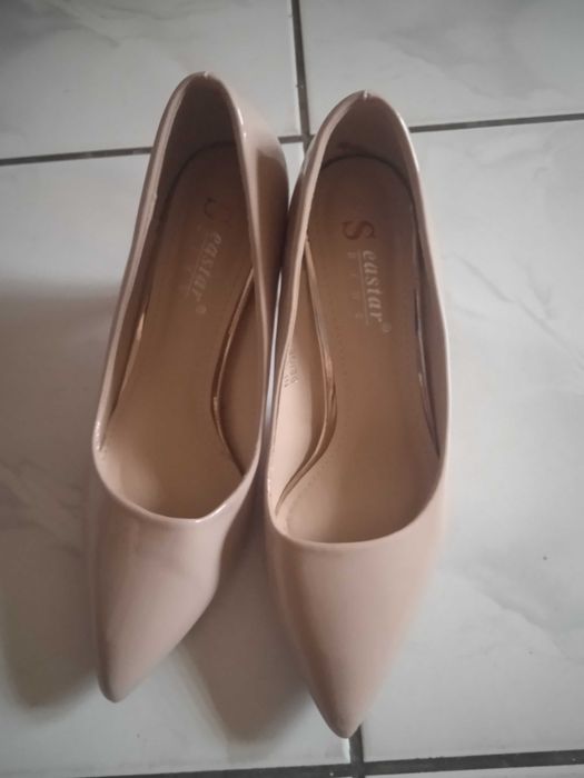 Buty szpilki beż