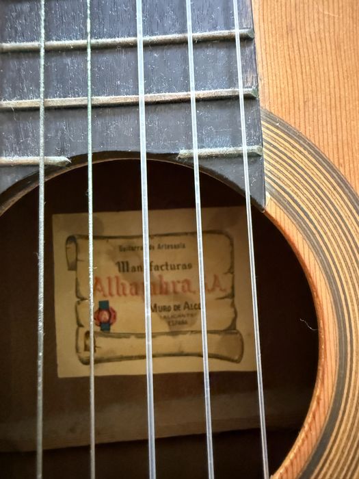 Guitarra Alhambra