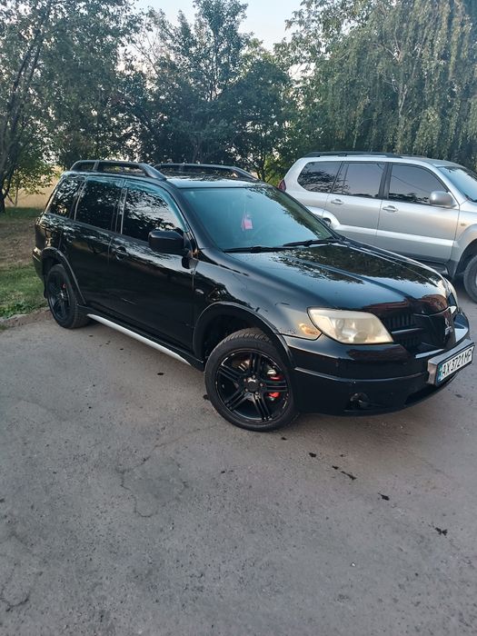 продам авто mitsubishi outlander 1