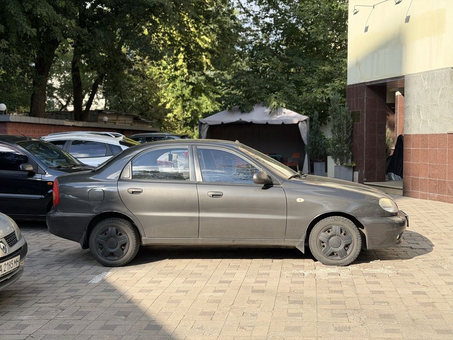 ЗАЗ Lanos 1.5 2013 в гарному стані чистий бензин