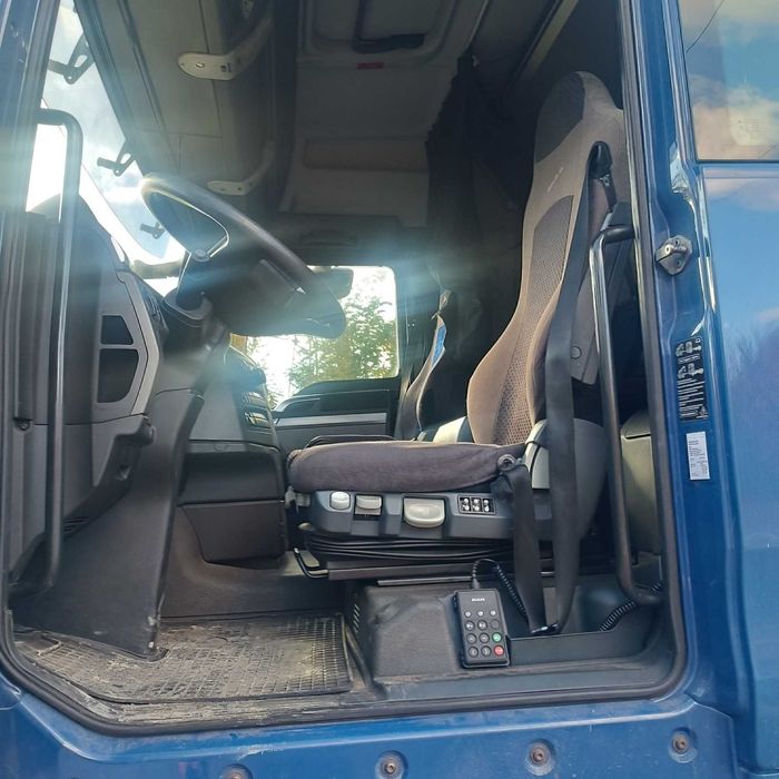 Комплектна кабіна MAN TGX 2015 року
