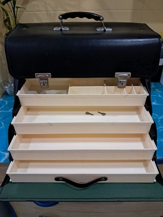 Mala medical cabedal com gavetas