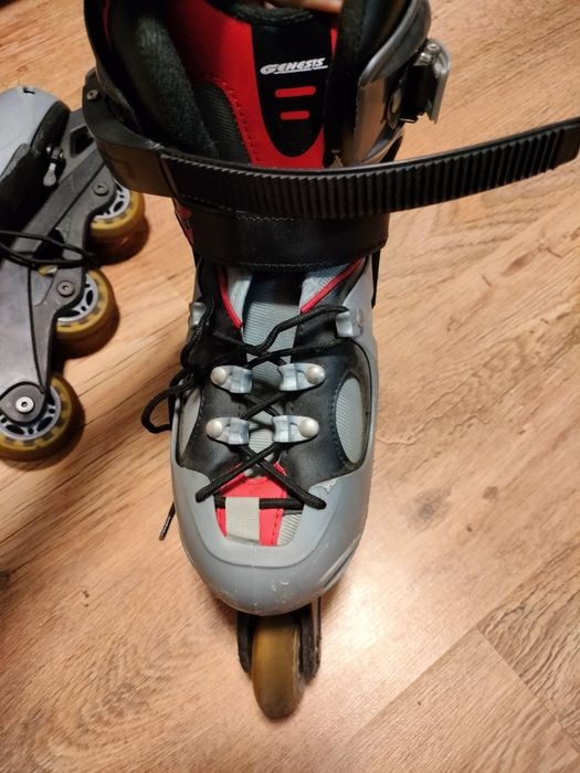 Łyżworolki Genesis Knockout producent Action.