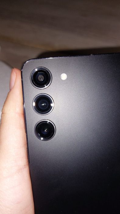 Samsung Galaxy S23
