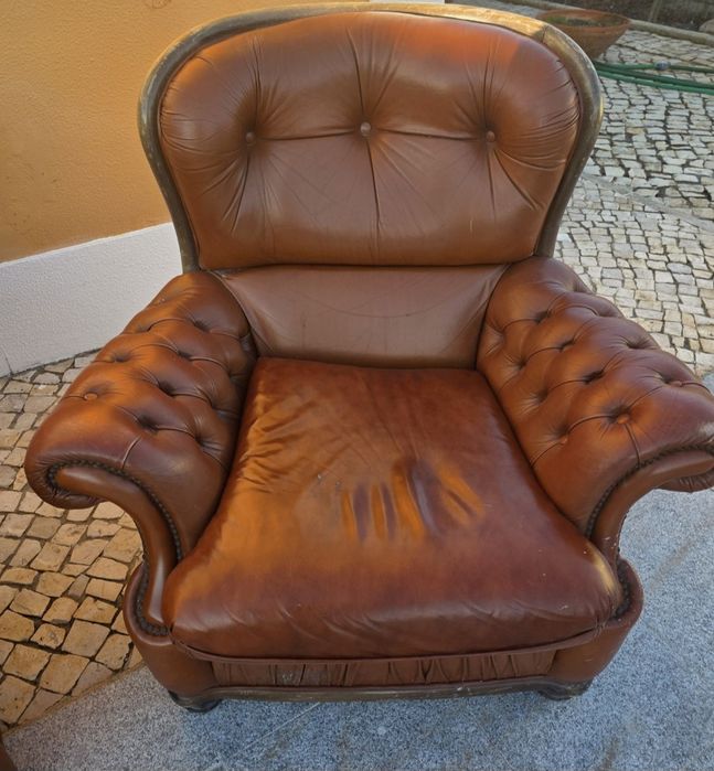 Sofas  usados ou para restaurar