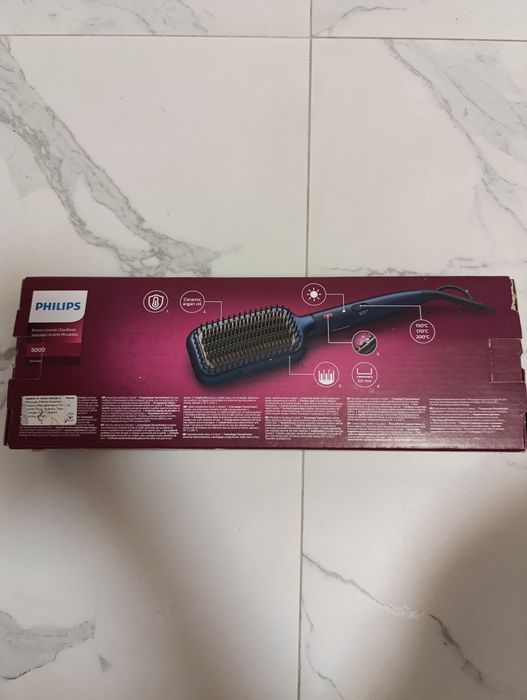 Щітка-випрямляч для волосся Philips 5000
серії 5000