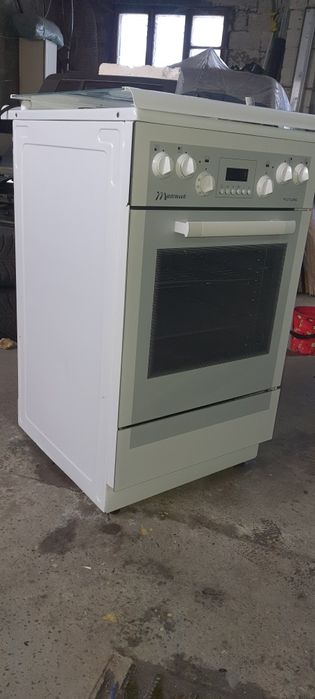 Продам газову плиту