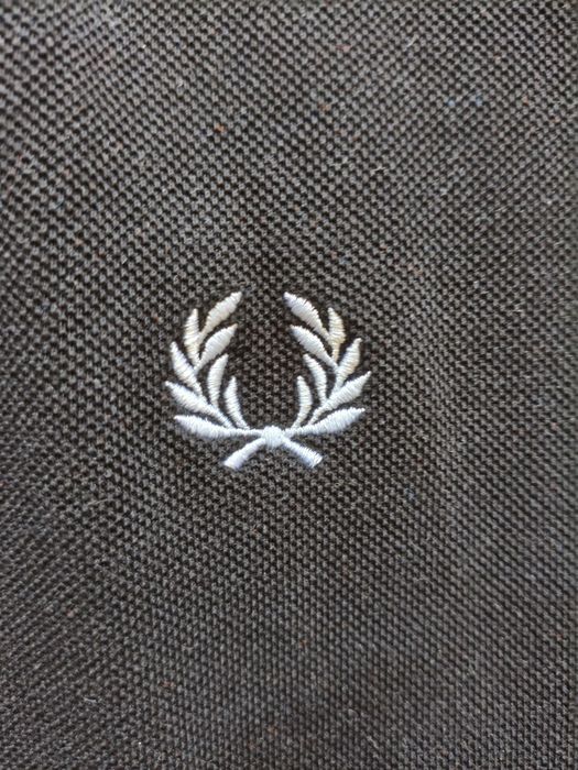 ОРИГИНАЛ! новая черная футболка поло FRED PERRY размер M