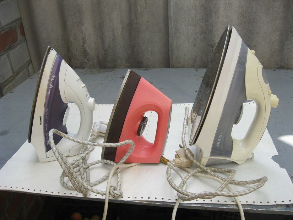 Продам утюг разный