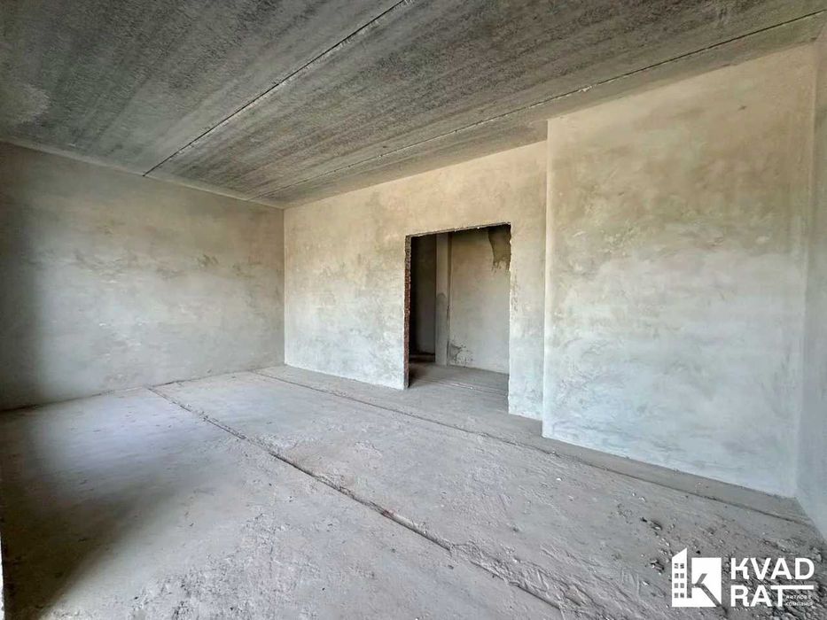 Стильний та функціональний дуплекс у затишному районі!