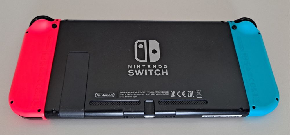 Nintendo Switch quase nova à venda
