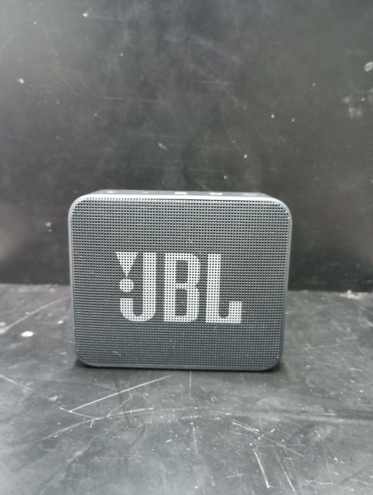 E uma jBL GO3  2021