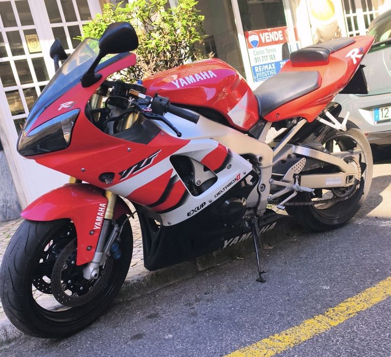 Yamaha YZF R1 1000cc - Carburador última versão