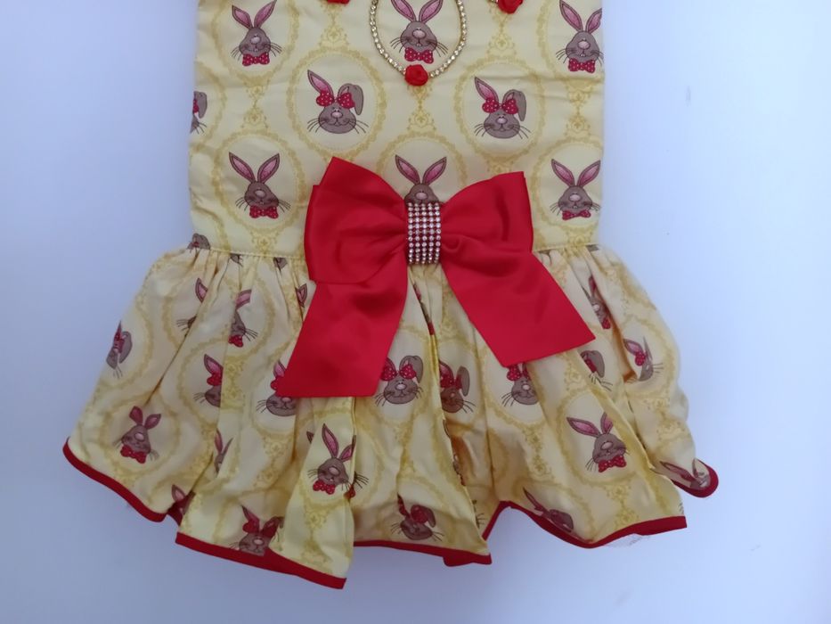 Capa semi-Nova p/cadela XS/S