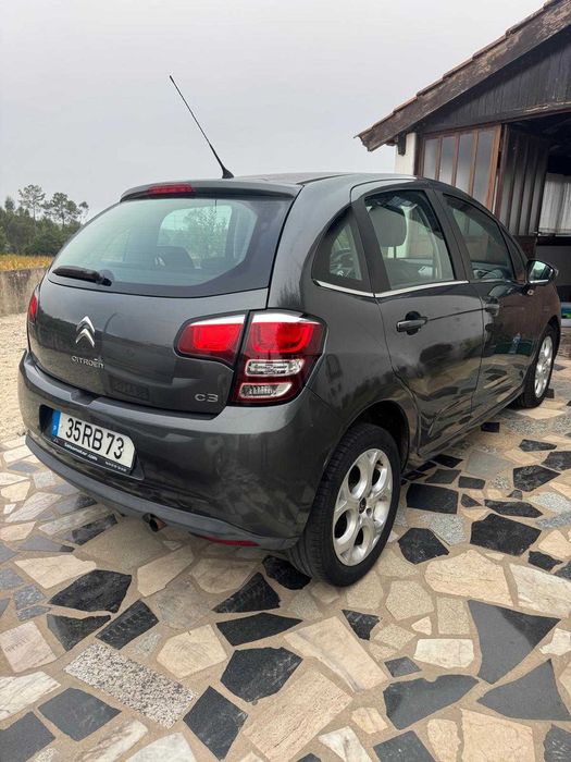 Carro C3 1200 gasolina