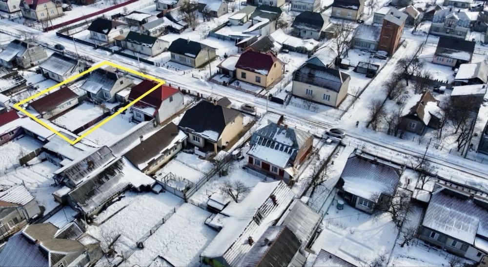 Продається будинок із усіма меблями та технікою в м.Ходорові