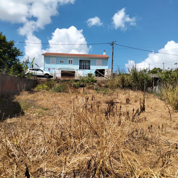 Terreno 400m2 loures