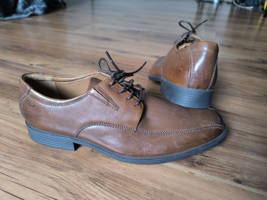 Clarks buty męskie eleganckie 44 1/2 brązowe półbuty skórzane soft