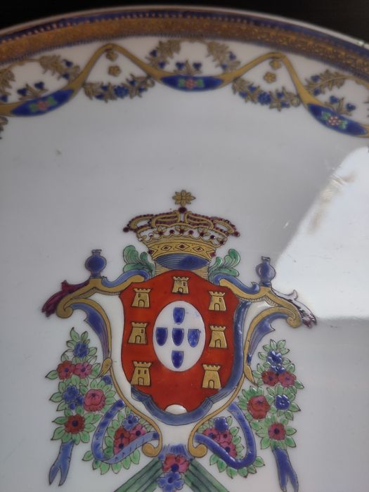 Conjunto com temática monárquica/heráldica portuguesa