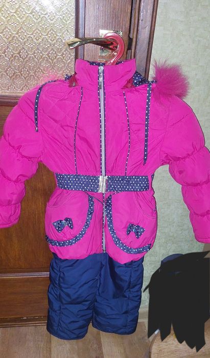 Курточка та штани для дівчинки 110-116 см