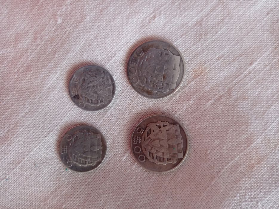 Moedas 5 escudos e 2$50