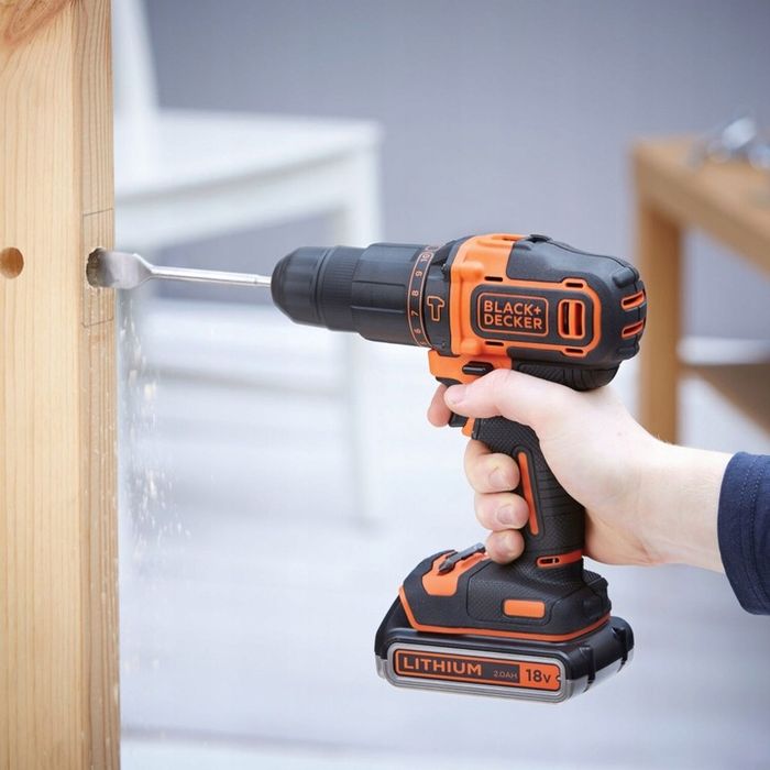 Black Decker Wiertarko Wkrętarka Udarowa 18v Bdchd18k1b2 2x 2,0ah 40nm