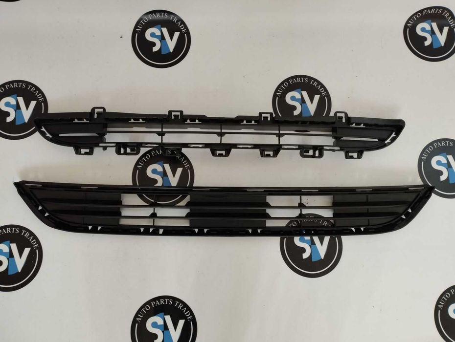 BMW X3 F25 решітка переднього бампера Х лайн центральна середня 51117338491 нижня 51117338493 верхня X line