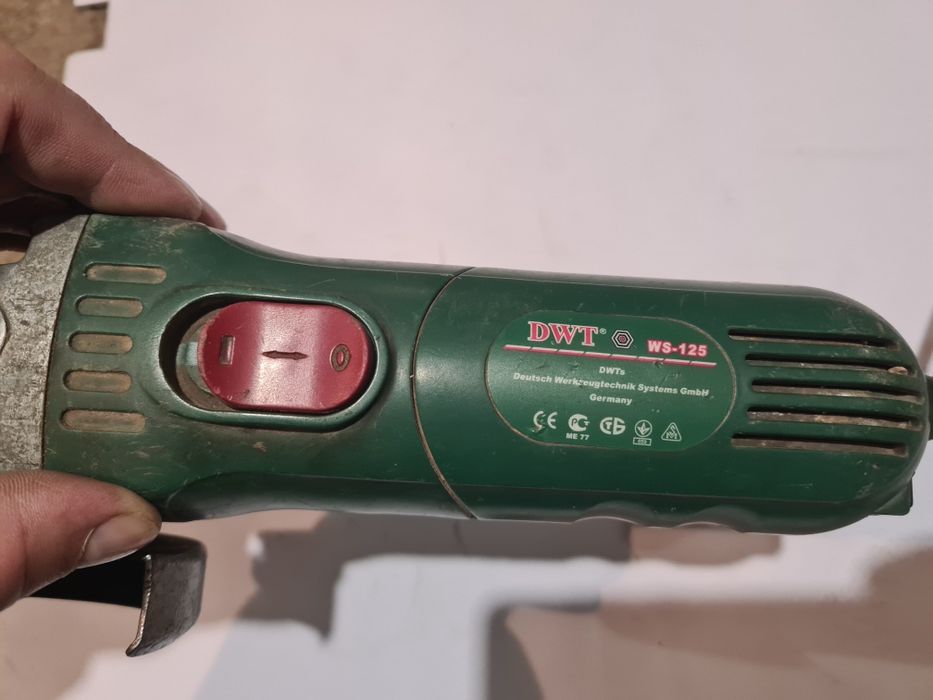 Болгарка DWT VS125 на 125 диск в хорошем полностью рабочем состоянии.
