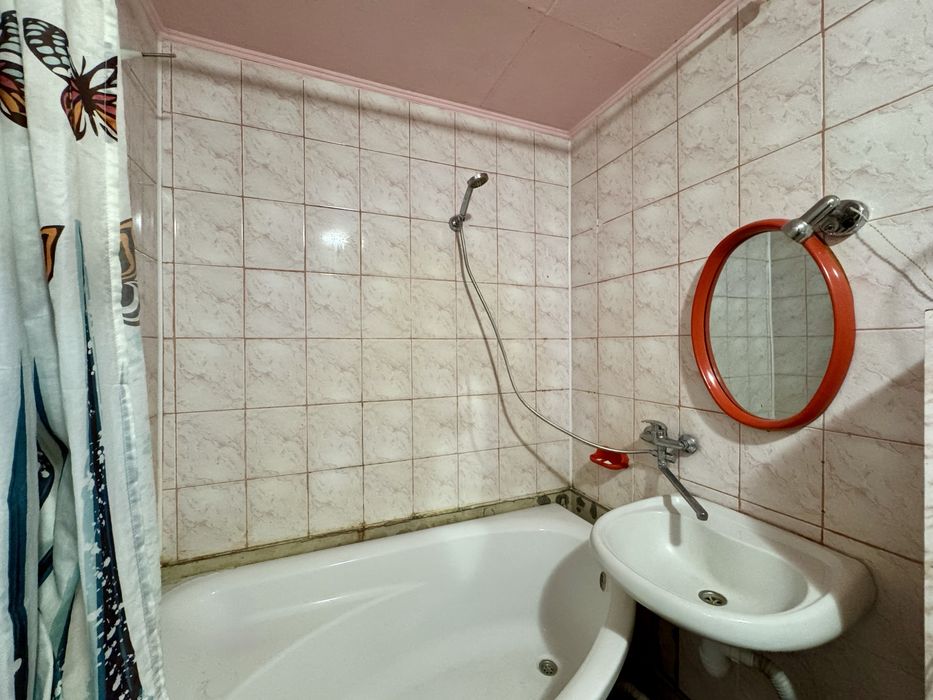 ТЕРМІНОВО квартира з газовим опаленням