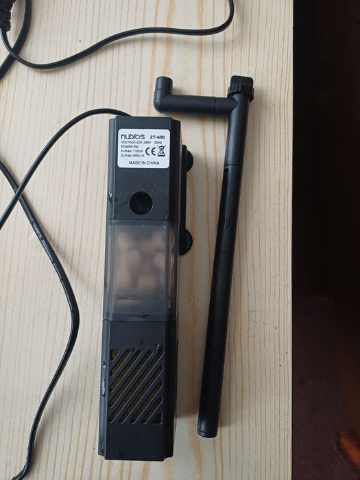 Filtr wewnetrzny do akwarium