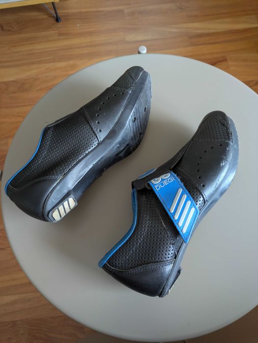 Sapatos feminino de ciclismo