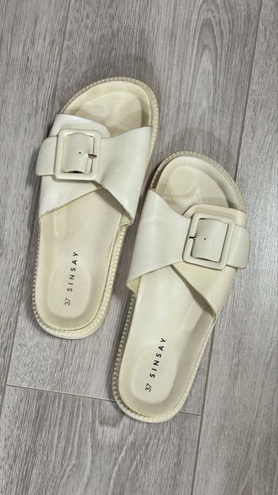 Шльопанці жіночі Б/У (Сінсей)