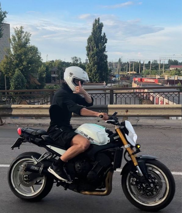 Продам Yamaha fz1 2009 кременчуг