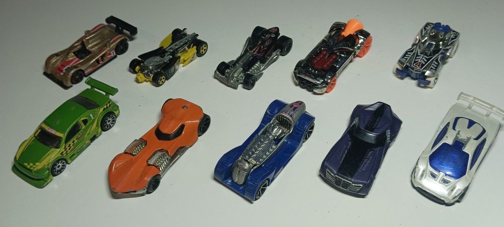 Hotwheels 50 carros (lote n25)