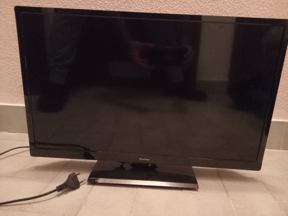 Vendo televisão da marca Orima