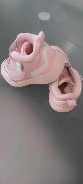 Sapatilhas de menina (Reebok)