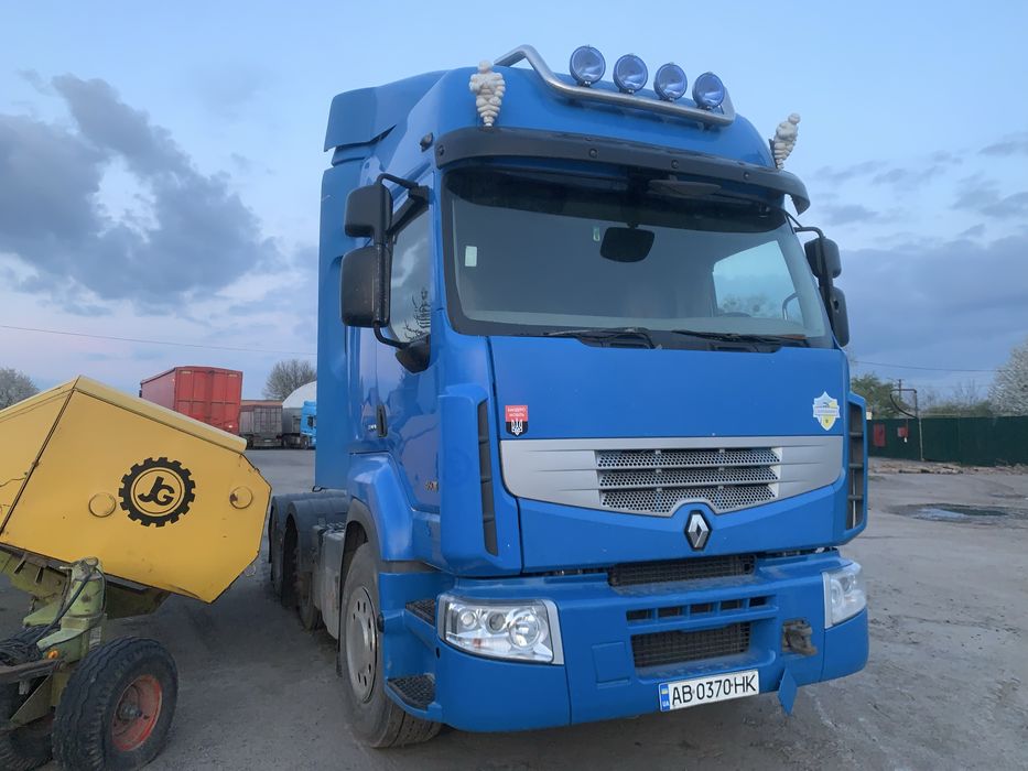 Сідловий тягач.