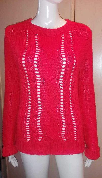 Atmosphere S 36 jaskrawo czerwony pompony guzełki sweterek ażurowy