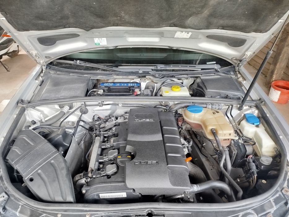 Продам audi a4 quattro