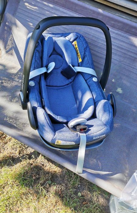 Fotelik nosidełko Maxi Cosi Peeble plus 0-12 kg + baza
