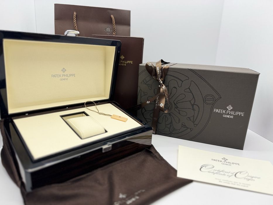 Фирменый коробок для часов Patek Philippe.Патек.