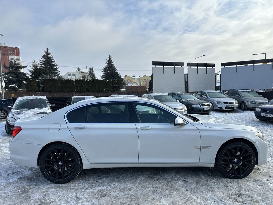 BMW 7 F02 3.0 benzyna/skora/Long/bez wypadkowa