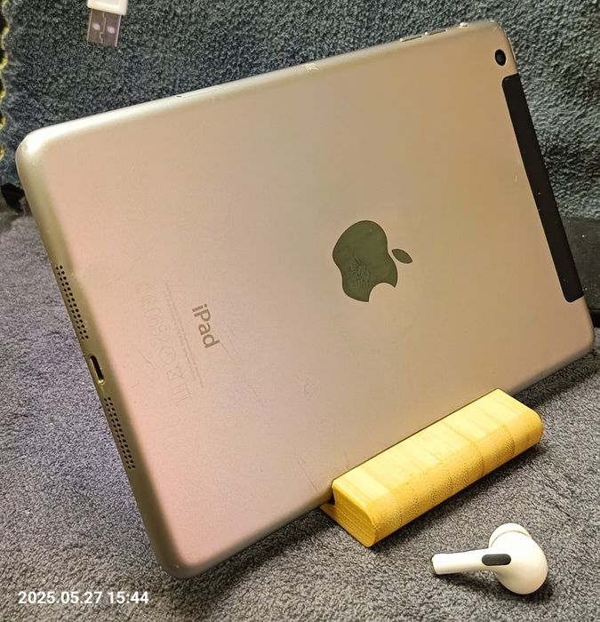 Apple iPad mini 3 / LTE / 128GB./ Сім карта/ під відновлення