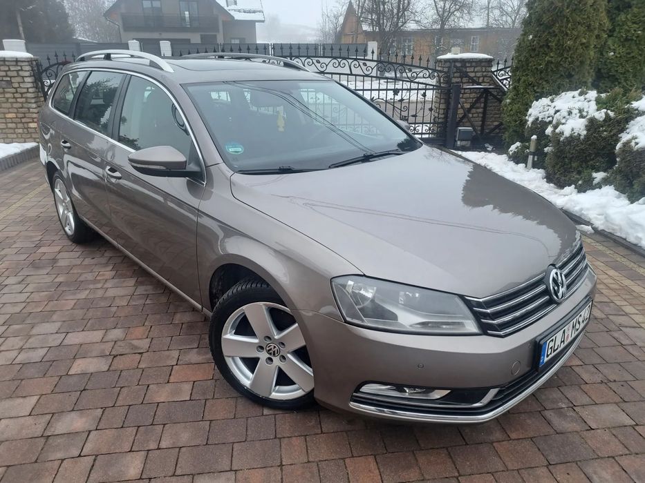 Volkswagen Passat Variant 2.0 140 KM Nowe Opony Szyberdach Klimatronik Grzane Fotele Hak